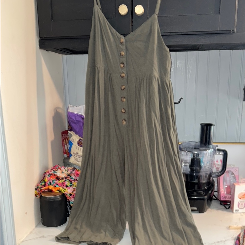 Kori Green Sleeveless Jumpsuit with Wide-Leg Design